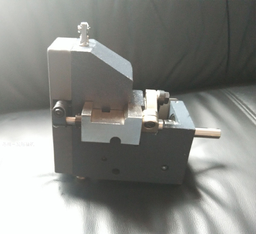 絎縫機機頭 仿正步款式